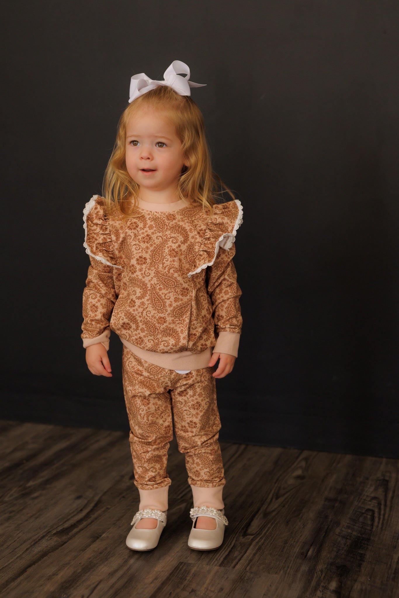 Set, Taupe Paisley WB14T (PACK OF 8)